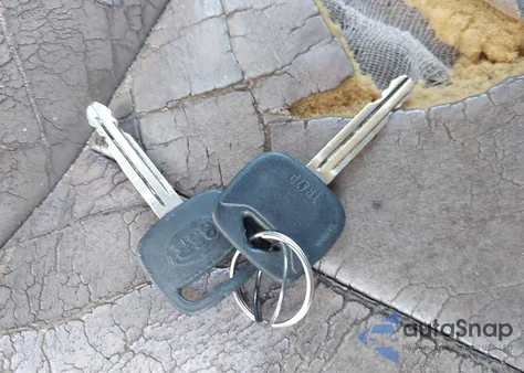 2000 Toyota 4Runner Sr5 V6 from USA, damaged, VIN JT3GN86R9Y0145915